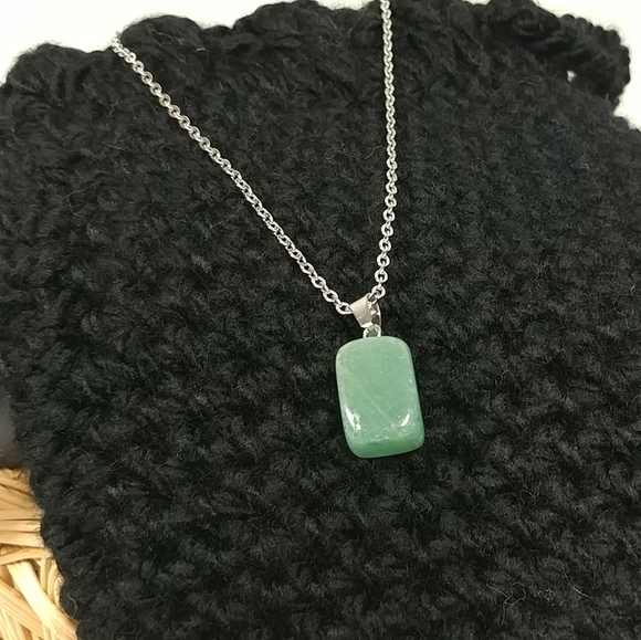 Green Aventurine Necklace Natural Gemstone Pendant Stainless-Steel Necklace NEW - Picture 3 of 17